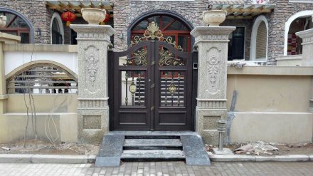 <b>濰坊鋁藝大門外觀美的體現(xiàn)？</b>